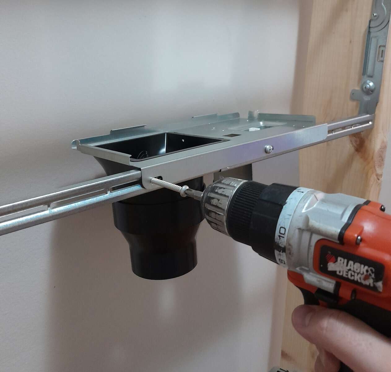 installing adaptor assembly for panasonic whisperfit