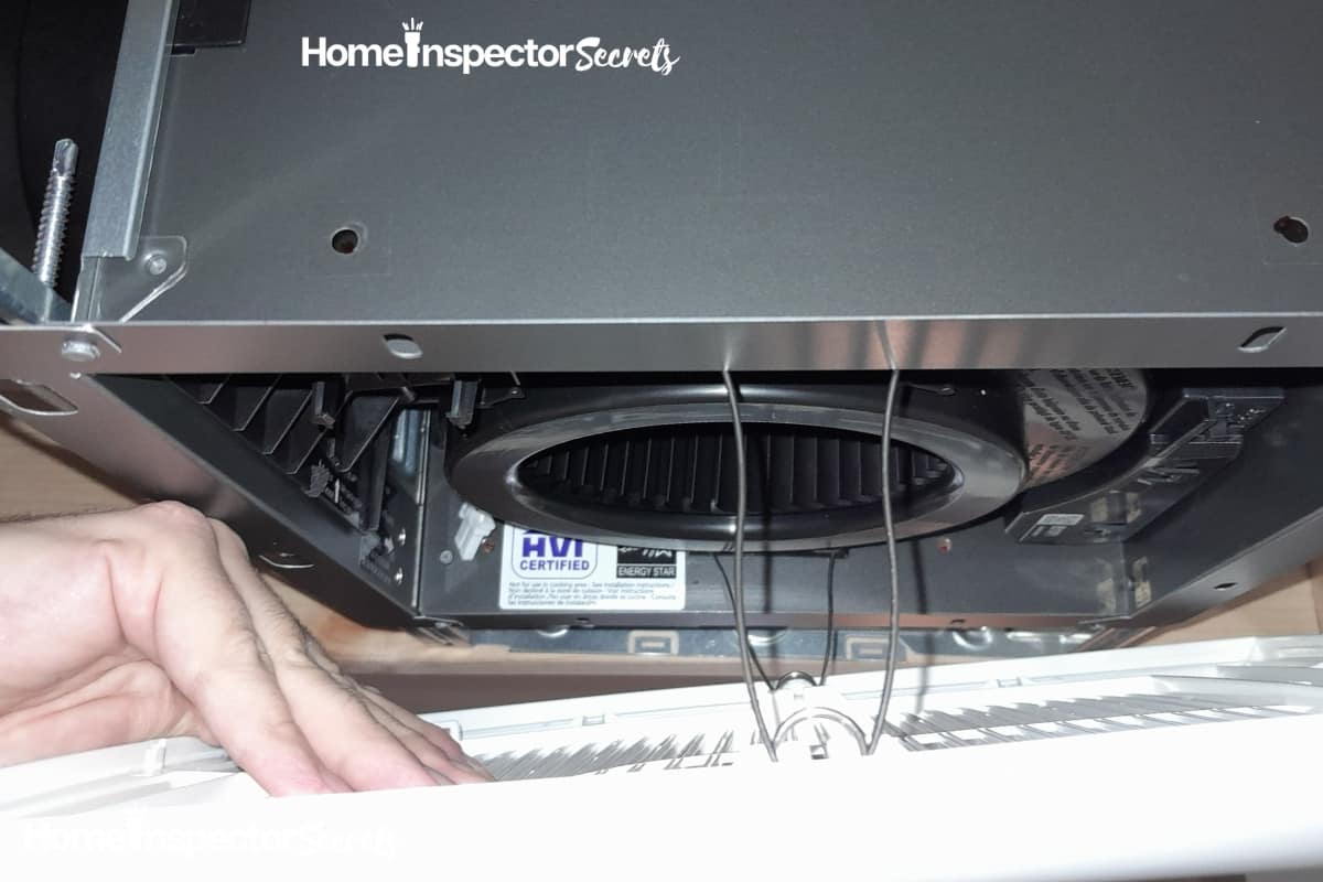 removing bath fan cover (1)